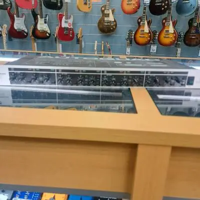 BEHRINGER AUTO QUAD XR 2400